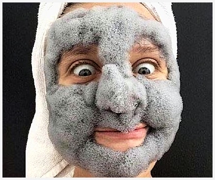 Elizavecca Milky Piggy Carbonated Bubble Clay Mask