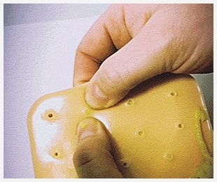 Official Pimple Popping Toy with Refillable Pimple Pus Peach 2599